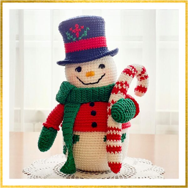 crochet pattern : snowman with candy cane