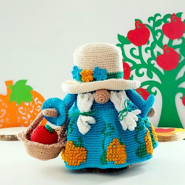 harvest gnome girl crochet pattern