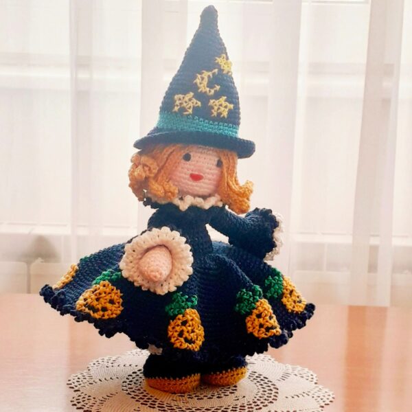 halloween crochet pattern, amigurumi doll with witch hat