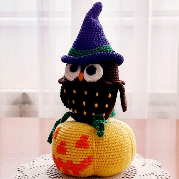 amigurumi crochet pattern, owl with pumpkin amigurumi crochet pattern, owl with pumpkin