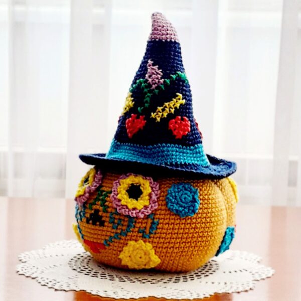 amigurumi crochet pattern, pumpkin with witch hat amigurumi crochet pattern, pumpkin with witch hat