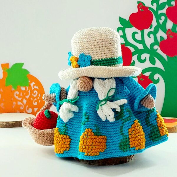 harvest gnome girl crochet pattern