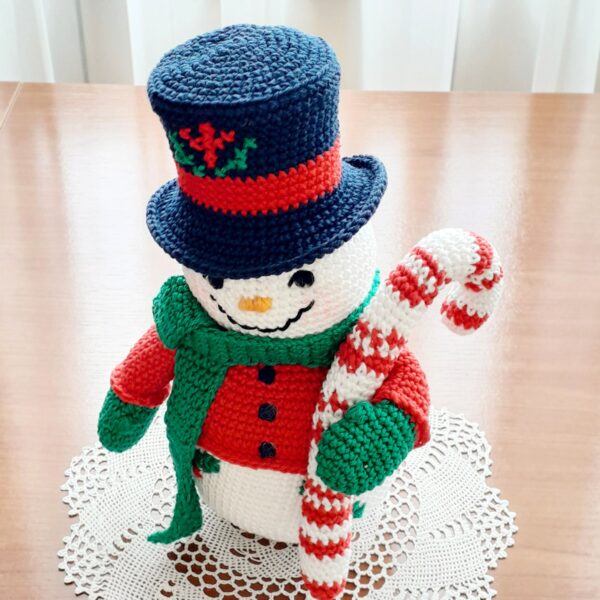 crochet pattern : snowman with candy cane
