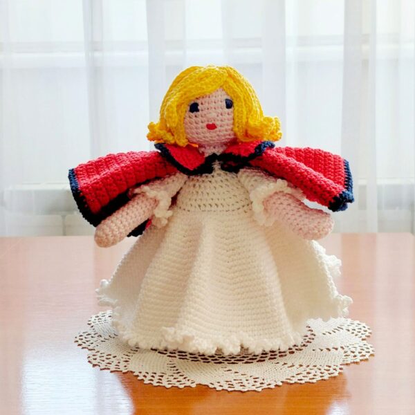 amigurumi pattern doll with red hat