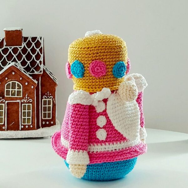 crochet pattern: nutcracker gnome