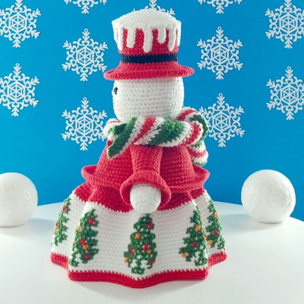 crochet pattern: snowman girl box