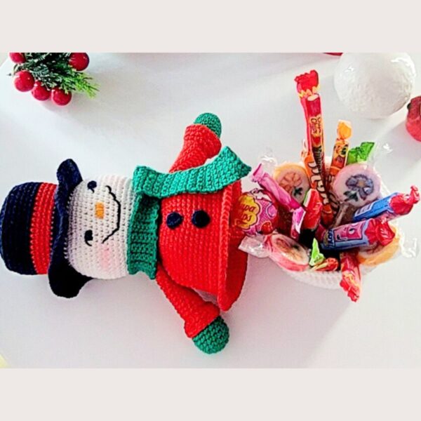 crochet pattern: snowman candy box