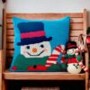 crochet pattern: snowman pillow with candy