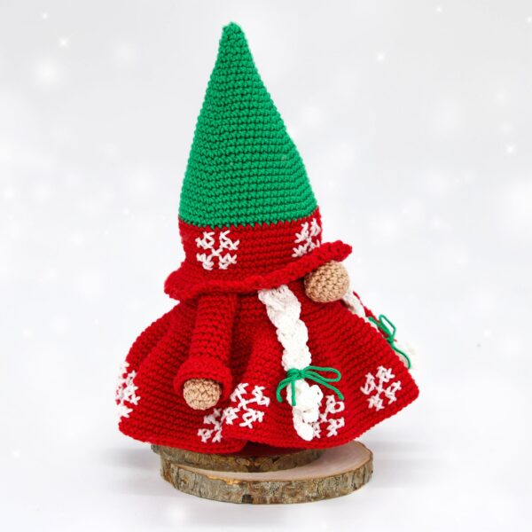 crochet pattern gnome girl & boy with embroidered snowflakes crochet pattern gnome girl & boy with embroidered snowflakes