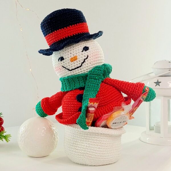 crochet pattern: snowman candy box