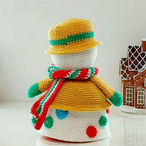 crochet pattern: reversible snowman